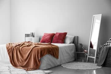 ベッドを置いてはいけない場所７選　風水で見る寝室のNGレイアウト