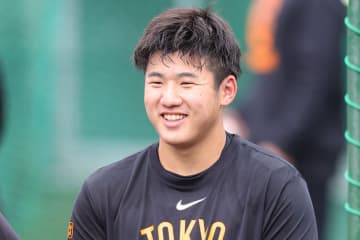 【巨人】19歳・石塚裕惺　ウインターリーグ参加に「英会話は３年ぐらいやってたんですけど…」
