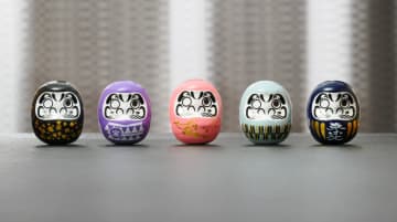 泊まって集める「オートグラフだるま」！マリオット国内5ホテルが1/1から史上初の共同企画！唯一無二の“旅の縁起物”をコンプリートせよ！