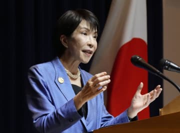 高市首相「解散考える暇ない」　衆院議員定数削減で幅広く議論