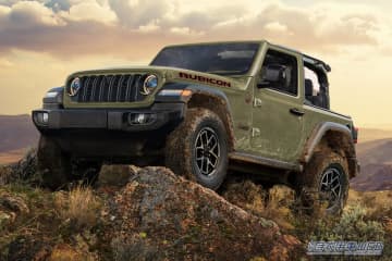 特別なミリタリーグリーンを纏う「ジープ ラングラー」150台限定で発売