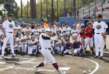 長嶋茂雄さん没後初の野球教室　故郷の千葉で巨人OB指導