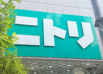 ニトリの「1000円以下の多機能ケース」でリビング劇的変化！リモコン行方不明問題も秒で解決した話