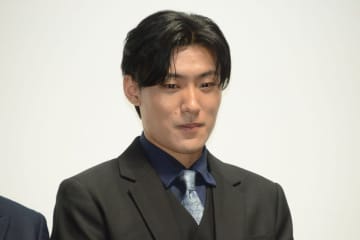 松谷鷹也　元阪神・横田慎太郎さんを思い…舞台挨拶で涙「僕にとって宝物のような時間」