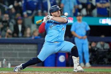 「骨折でも第7戦には出場すると思う」　佐々木朗希の死球直撃、負傷交代した敵捕手の最新情報