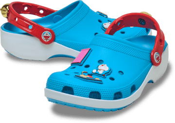 「ドラえもん」がクロックス♪ 赤い首輪、かかとの鈴…ドラちゃんの魅力満載！ 限定コレクション登場