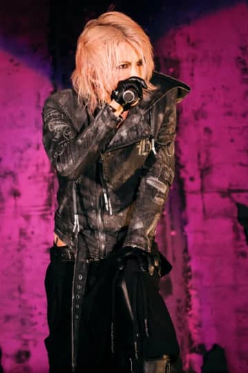 【ライヴレポート】HYDE、 ワールドツアー＜HYDE [INSIDE]＞国内ファイナルの幕張メッセが沸騰「最後に最高のカオスを！」