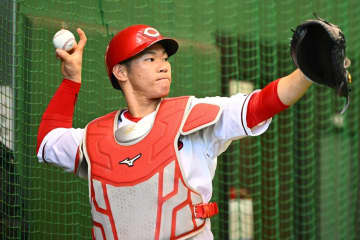 【広島】９年目・坂倉将吾も秋季キャンプで汗「ずっと成績も落ち込み気味で来ているので…」