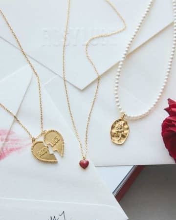 【板野友美×Rosy luce】20周年を彩る初のジュエリーコレクション♡