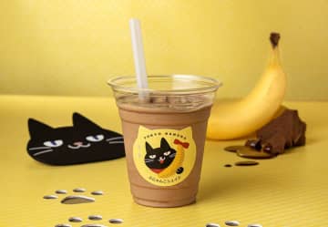 「東京ばな奈ぶにゃんこシェイク」が飲めるのは世界で1店舗だけ。人気の「ぶにゃんこシェイク」は東京駅にあるよ。