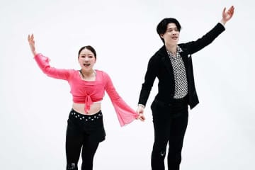 紀平梨花、アイスダンス転向で見えた「明るい未来」　怪我を乗り越え1043日ぶりに競技会復帰