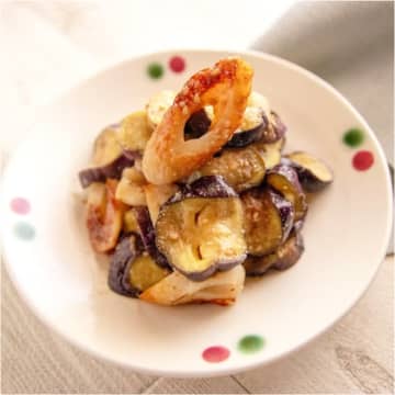 【なす×ちくわで10分おかず】「冷蔵庫の救世主」「また作って！」とハマる絶品レシピ