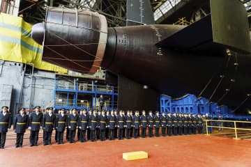 ロシア新型兵器の母艦原潜進水　原子力魚雷の搭載可能2隻目