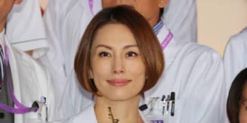 米倉涼子「自宅ガサ入れ」は“空振り”に終わったか？　記者ら“Xデー”情報錯綜の舞台裏