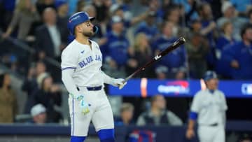 ビシェットが大谷翔平から先制3ラン　特大弾で確信歩き　ブルージェイズ32年ぶりの頂点へ球場熱気高まる