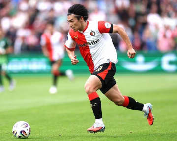 「アヤセなら５点取れた」２Gで11戦13発、得点ランク首位独走も…オランダの英雄は日本のエースに“辛口”「もっと決めるべきだ」