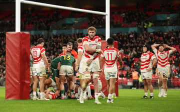 【ラグビー】日本ＶＳ南アで異例のダブル同時進行　元ＮＨＫアナは古巣と〝競演〟　イングランド戦と前半かぶり