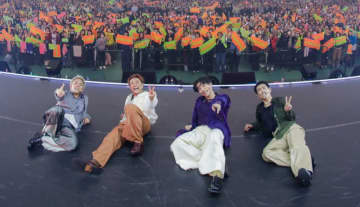 【ライブレポート】s**t kingz、26年フェス開催を発表。武道館ライブ＜LANDING＞に無限の可能性