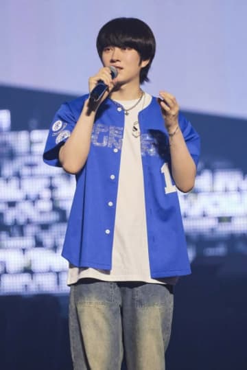 ヒチョル（SUPER JUNIOR）、交通事故での骨折で身長が10センチ近く縮んだことを番組で明かす