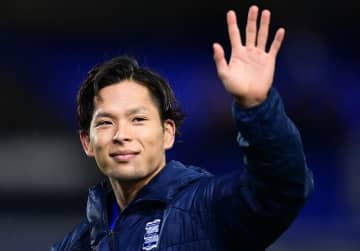 「まさに圧巻」同僚の古橋より先に…鮮烈１G１A！元J１MVPを英メディアが激賞！「右SBというより、右サイドの脅威そのもの」