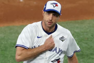 「打線が全く機能していない」ブルージェイズ先発右腕にドジャース沈黙...LA記者嘆き「41歳のシャーザー相手ならいけると思っていた」「１点しか奪えなかった」