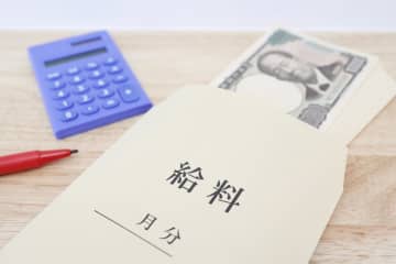 残業代で月給が「30万→40万円」に！ 給料が増えて喜んでたら、10月からの「手取り減」にショック…“社会保険料”はどれだけ上がった？ 内訳と仕組みを確認