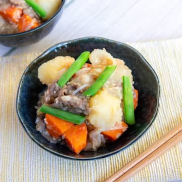 【肉じゃがの味付けはコレさえあれば十分】しょうゆ・砂糖・酒・みりん不要！たった1つで味が決まる簡単レシピ