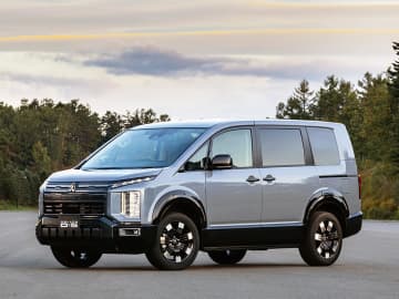 三菱が新型デリカD：5の予約注文を受付開始。デリカミニとeKスペースは発売を開始