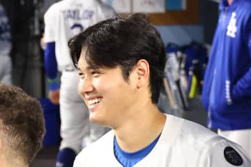 大谷翔平のＷＳ第７戦先発に真美子夫人参戦！恒例写真も豪華すぎて？「写っていない」の〝誤報〟も