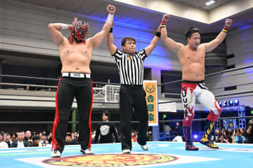 【新日本】デスペラード＆KUUKAI「底力、見せてやったぞ」 執念のピンチェ・ロコで吉岡を粉砕！KUSHIDA組の決勝進出を阻む