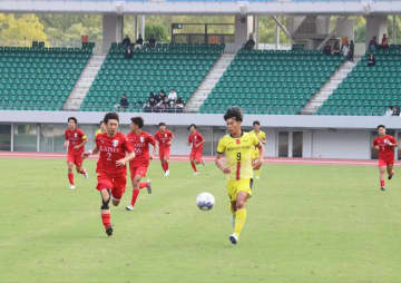 創成館が延長戦の末に海星を下し決勝へ　九州文化学園は長崎南山に5-0勝利