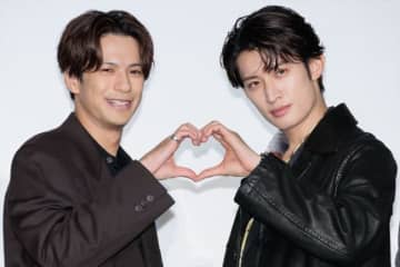 Snow Man・向井康二、森崎ウィンの手を突然握る「繋いでほしいんかなって」