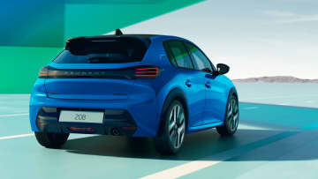 1.2Lターボを組み合わせた最新ハイブリッドを追加【プジョー208 GT Hybrid】