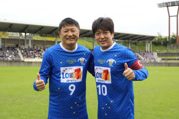 武田修宏氏が静岡・藤枝市で元日本代表集結イベント参加　地元チームとの親善試合ではゴール