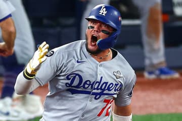 同点ソロは「狙っていなかった」WS連覇に大貢献のロハス　MVPの山本由伸は「求める全てをやってくれた」