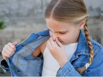 子どものワキガに気づいたらどうすればいい？対処法について小児外科医澁谷先生にお伺いしました