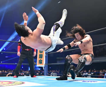 【新日本】竹下幸之介がIWGP世界王座初防衛　1・4ドームでGLOBAL王者・辻陽太と２冠戦浮上