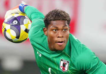 “戦術ザイオン”炸裂、開始13秒でパルマが鈴木彩艶のフィードから先制ゴール。しかし数的不利に陥り、ボローニャに逆転負け