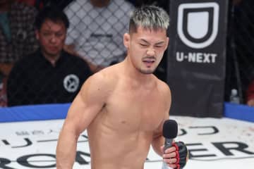 【ＤＥＥＰ】牛久絢太郎「もう一回、RIZINにプッシュしてください！」 試合前に発熱も58秒で快勝！