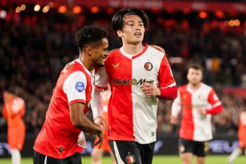 「高みの維持こそが挑戦だ」11戦13発、上田綺世が“絶好調なワケ”をファン・ペルシ監督が詳しく解説！日本代表エースへの“小さなアドバイス”も明かす【現地発】