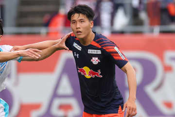 想像以上の一撃「自分もビックリ」　重い雰囲気を一蹴…上位猛追の豪快弾「うまくいった」