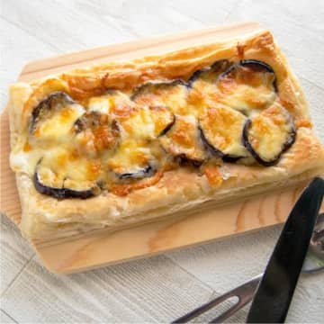 【パイシートは冷凍庫にストックして】「まさかの簡単さ」に家族もびっくり「もう一枚！」の声が止まらない絶品レシピ