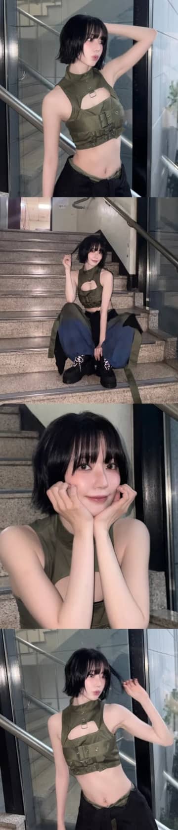 LE SSERAFIM・宮脇咲良、へそチラの“穴あき”トップス姿に反響続々「一目惚れしました…」【PHOTO】