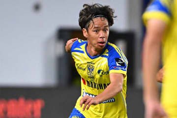 欧州日本人が今季4点目「美しい」　3か月ぶり“復活の狼煙”の一撃…積極果敢な「らしいゴール」