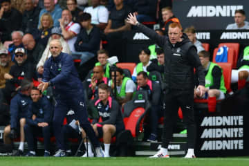 サウサンプトン　イングランド２部低迷でスティル監督解任発表　松木玖生の序列に変化あるか