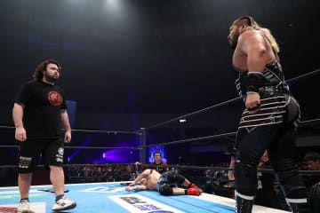 【新日本】ウルフ アロン、無法手段のEVILを二度目の払腰葬！ 1.4デビュー戦前に因縁激化「ああいった行為が繰り返されるのであれば、僕は許せない」