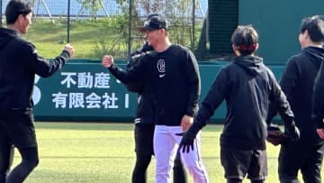 「1日でも早く、という感じです」巨人・吉川尚輝　チームに合流　股関節の手術を終えリハビリへ