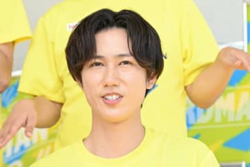 〝理系アイドル〟Ｓｎｏｗ　Ｍａｎ阿部亮平ならではのファン交流　うちわに書いてあった数式をライブ中に解いて…