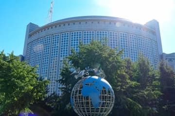 中国の王毅外交部長、習主席のAPEC出席と韓国訪問について紹介