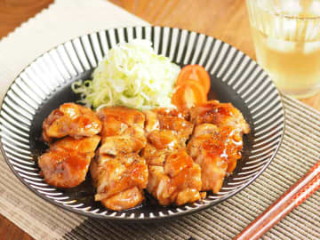 想像以上にふっくらやわらか！「鶏もも肉のはちみつ照り焼き」レシピ